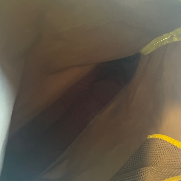 RARE Louis Vuitton Green and Tan Bag - Picture 12 of 14